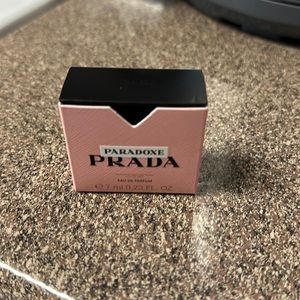 Prada paradoxe